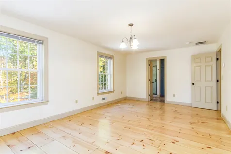 3 Bailey Pond Road New Boston NH 03070