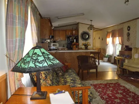 19 Englewood Drive Raymond NH 03077