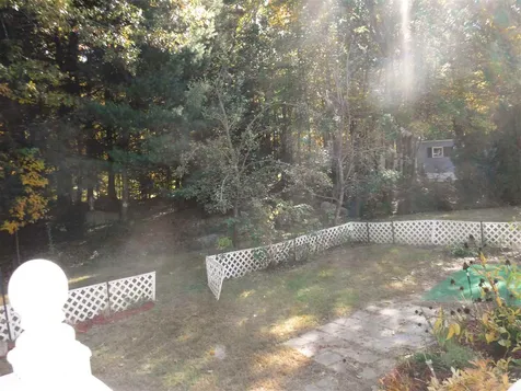 19 Englewood Drive Raymond NH 03077
