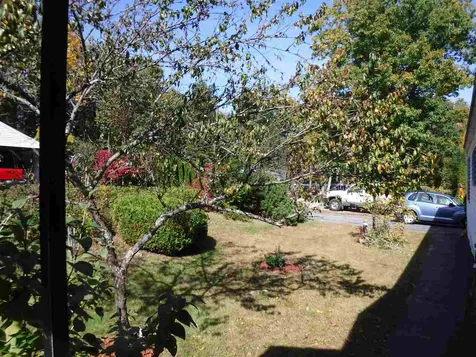 19 Englewood Drive Raymond NH 03077