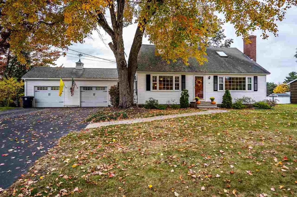 15 Wheaton Drive Nashua NH 03063
