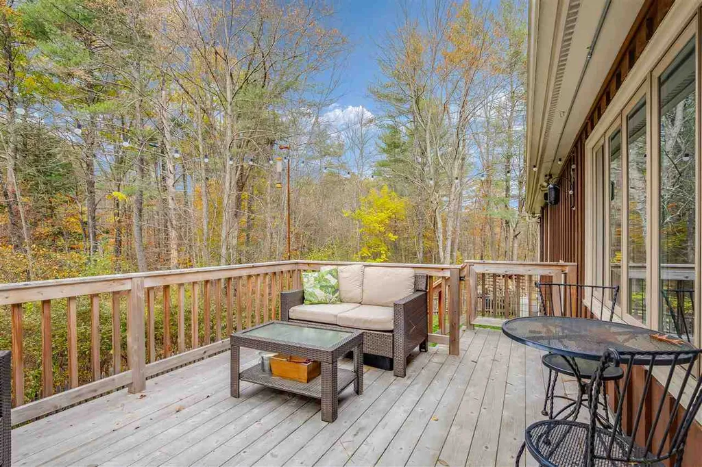 9 Ambler Way Durham NH 03824