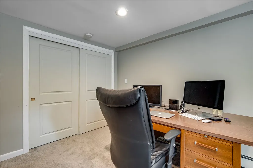 9 Ambler Way Durham NH 03824