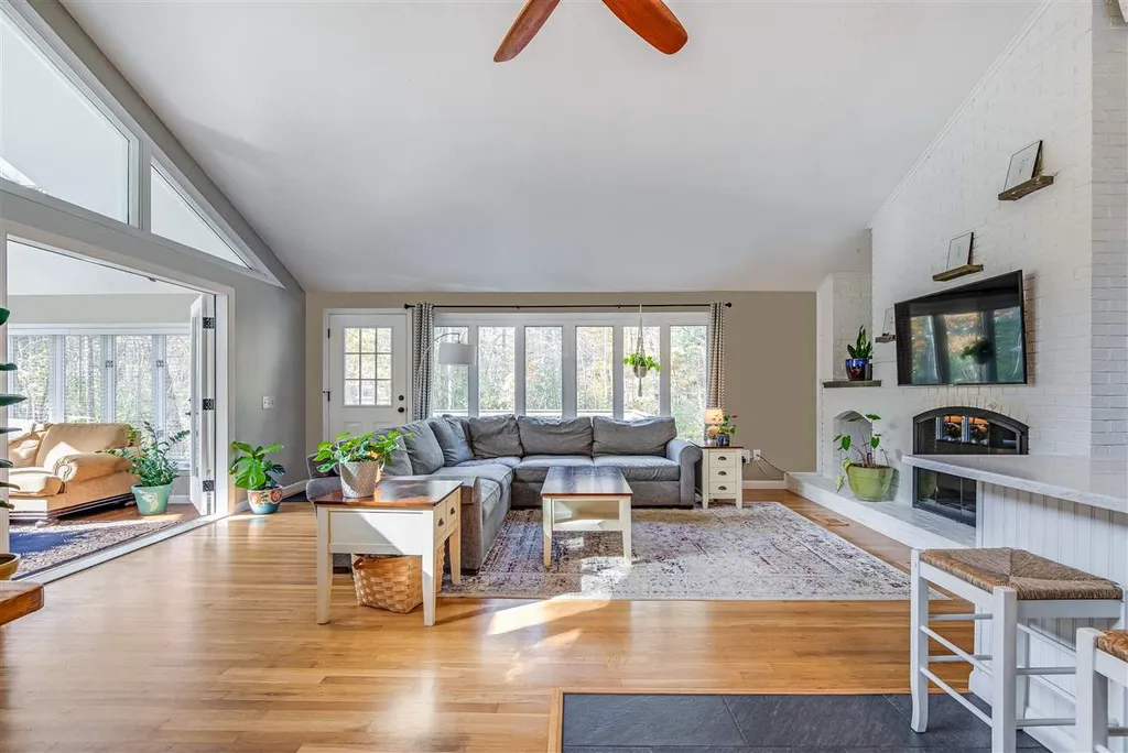 9 Ambler Way Durham NH 03824