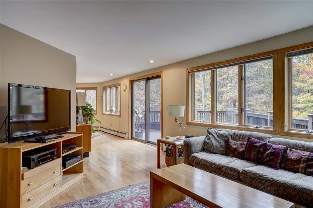 50 Sharon Road Windham NH 03087
