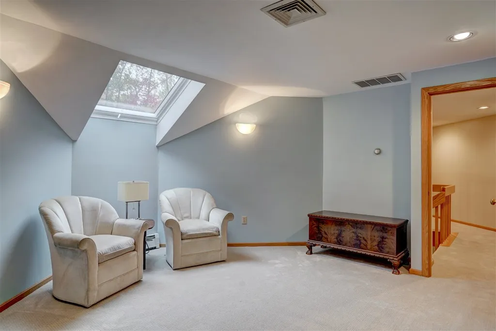 50 Sharon Road Windham NH 03087