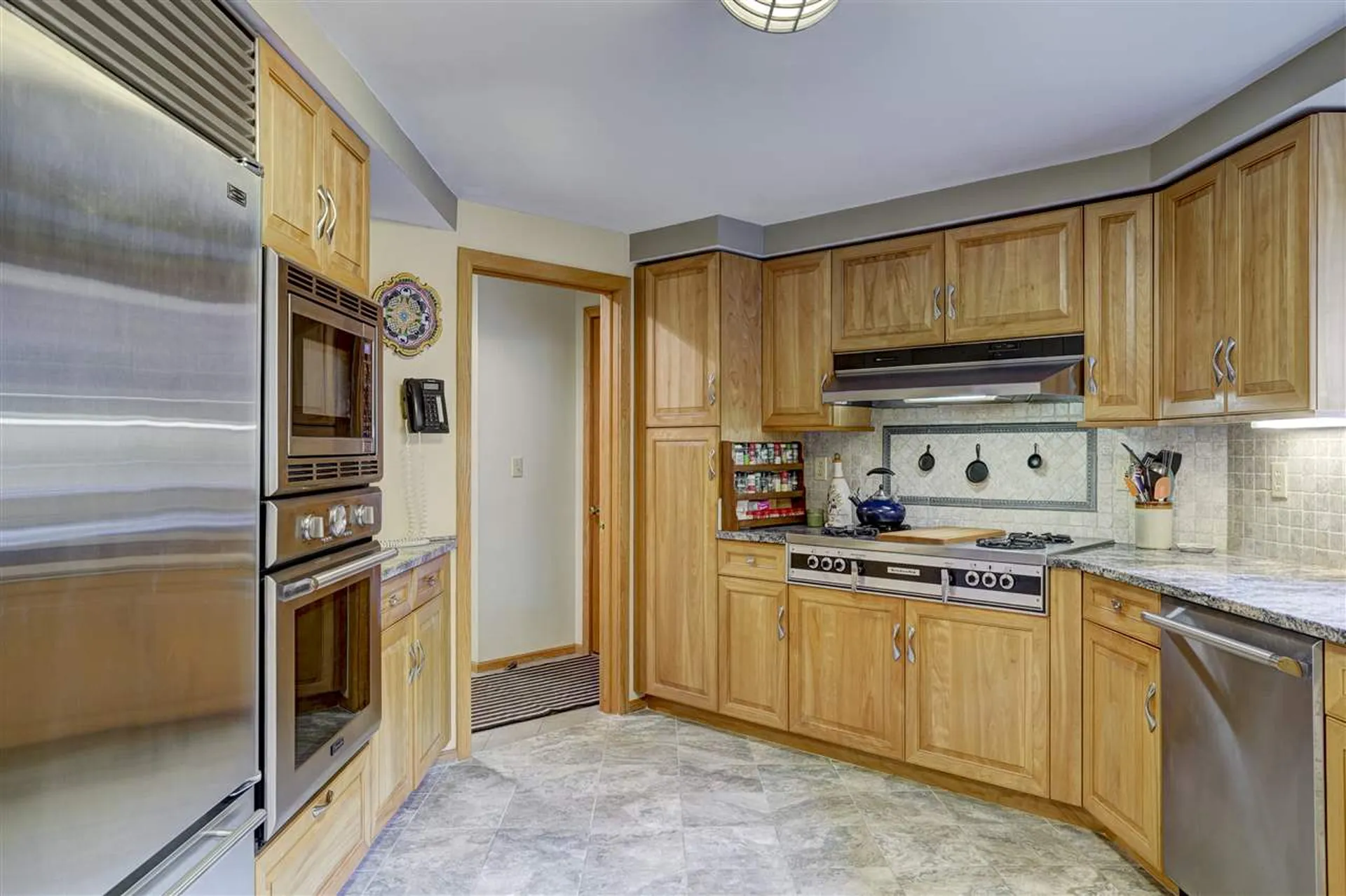 50 Sharon Road Windham NH 03087
