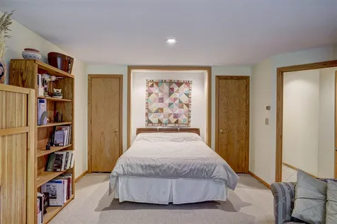 50 Sharon Road Windham NH 03087