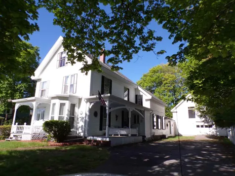 88 Main Street Epping NH 03042