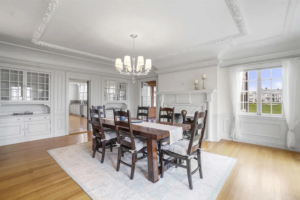 15 Willow Avenue North Hampton NH 03862