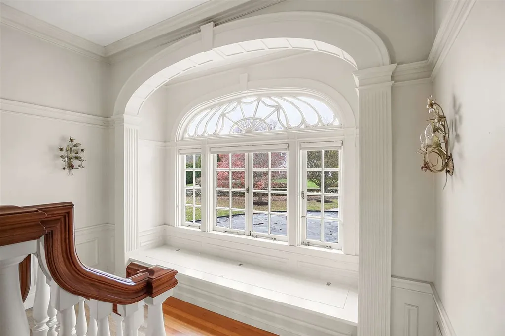 15 Willow Avenue North Hampton NH 03862