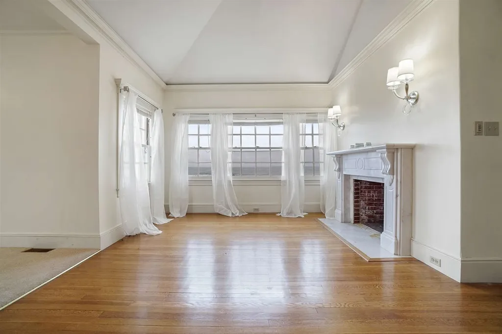 15 Willow Avenue North Hampton NH 03862