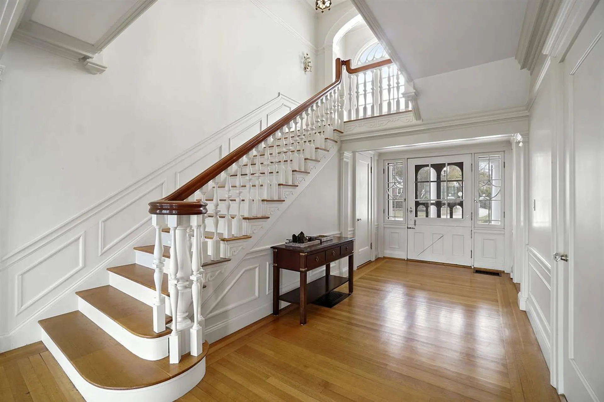 15 Willow Avenue North Hampton NH 03862