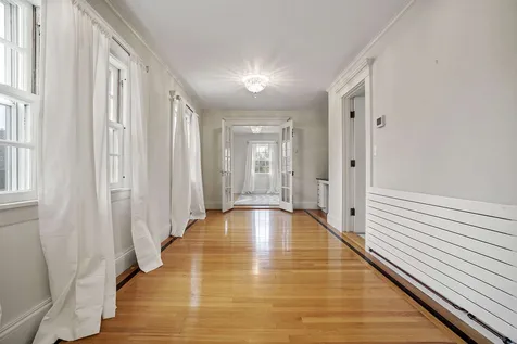 15 Willow Avenue North Hampton NH 03862