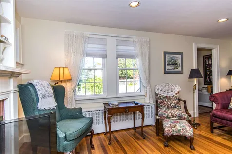 87 Hillside Drive Portsmouth NH 03801