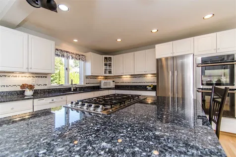 87 Hillside Drive Portsmouth NH 03801