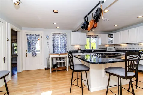 87 Hillside Drive Portsmouth NH 03801