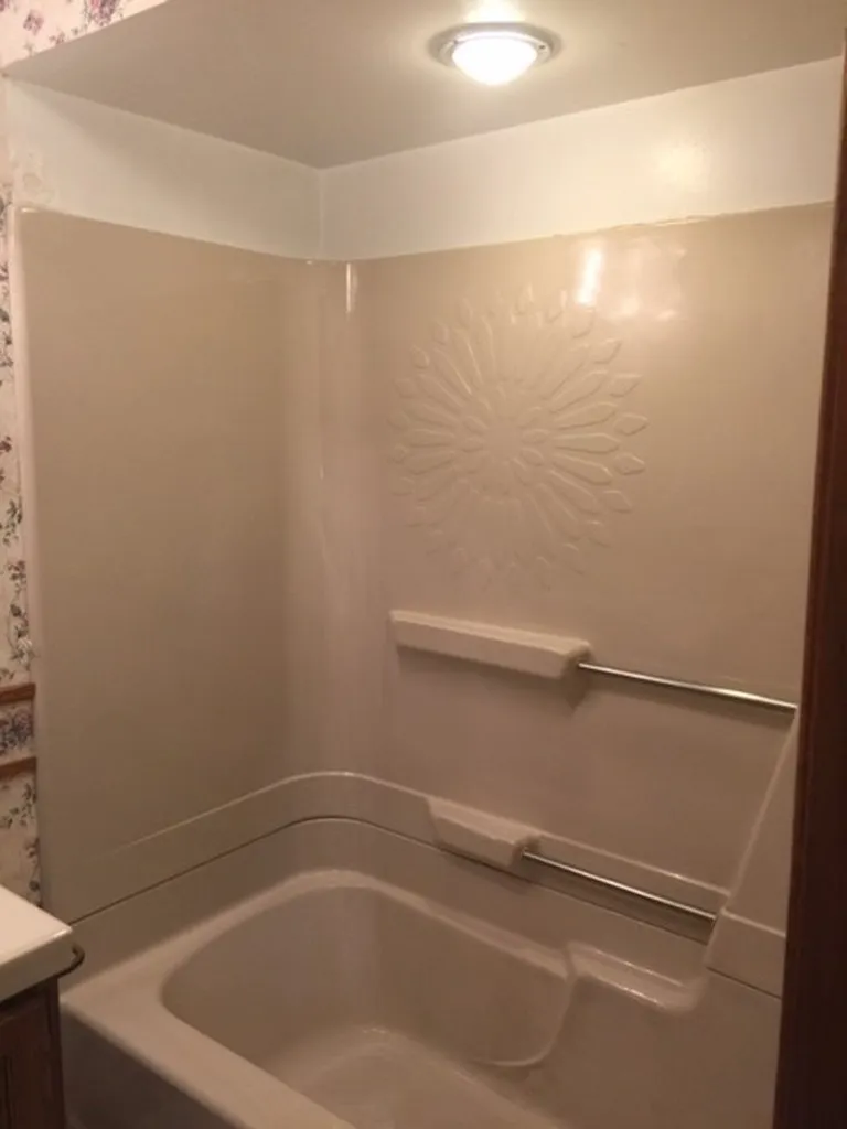 11 Androscoggin Street Gorham NH 03581