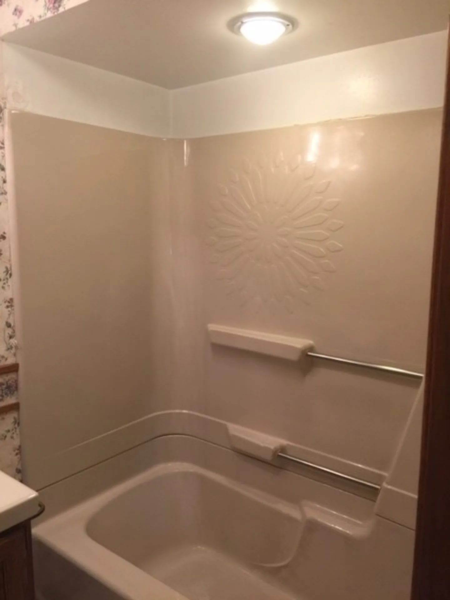 11 Androscoggin Street Gorham NH 03581
