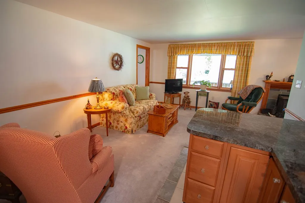 64 Range Road Belmont NH 03220