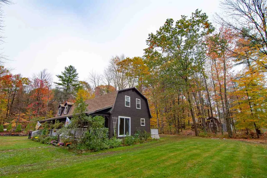 64 Range Road Belmont NH 03220