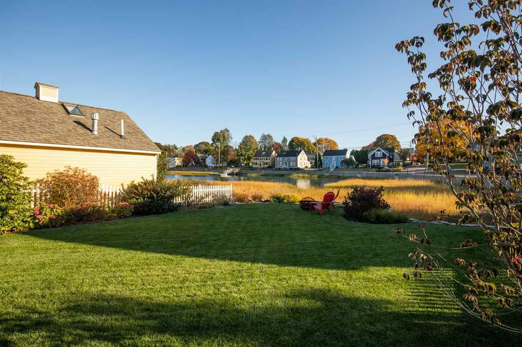 18 Walden Street Portsmouth NH 03801