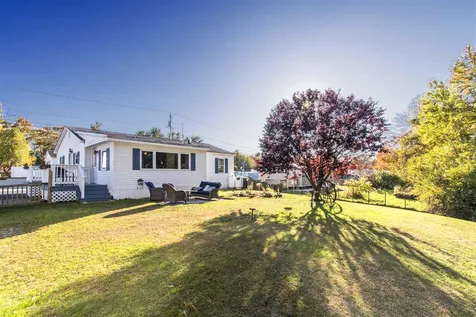11 A Street Seabrook NH 03874