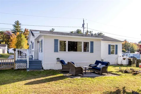 11 A Street Seabrook NH 03874