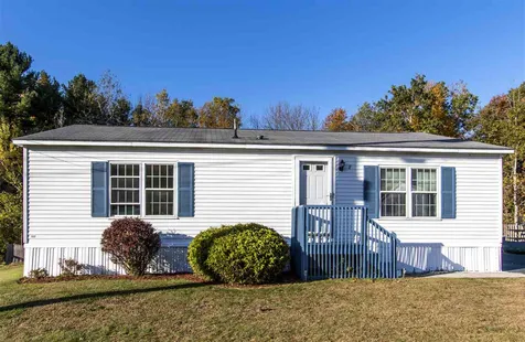 11 A Street Seabrook NH 03874