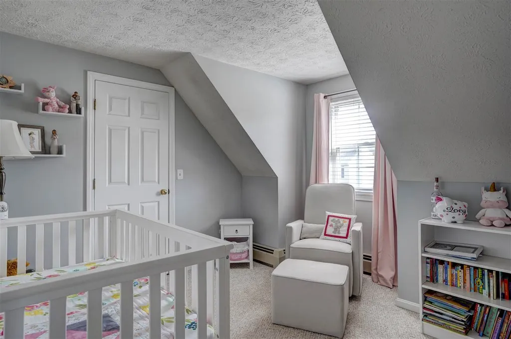 565 Brent Street Manchester NH 03103