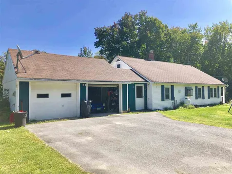 6087 Vt Route 18 Waterford VT 05819