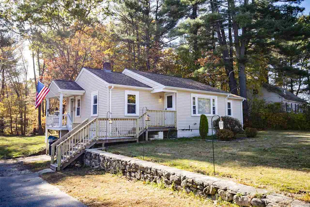 49 Bluff Street Salem NH 03079