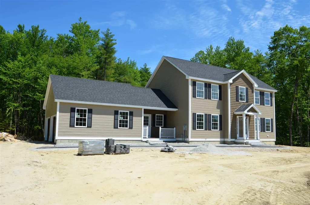 15 Walnut Hill Drive Hooksett NH 03106