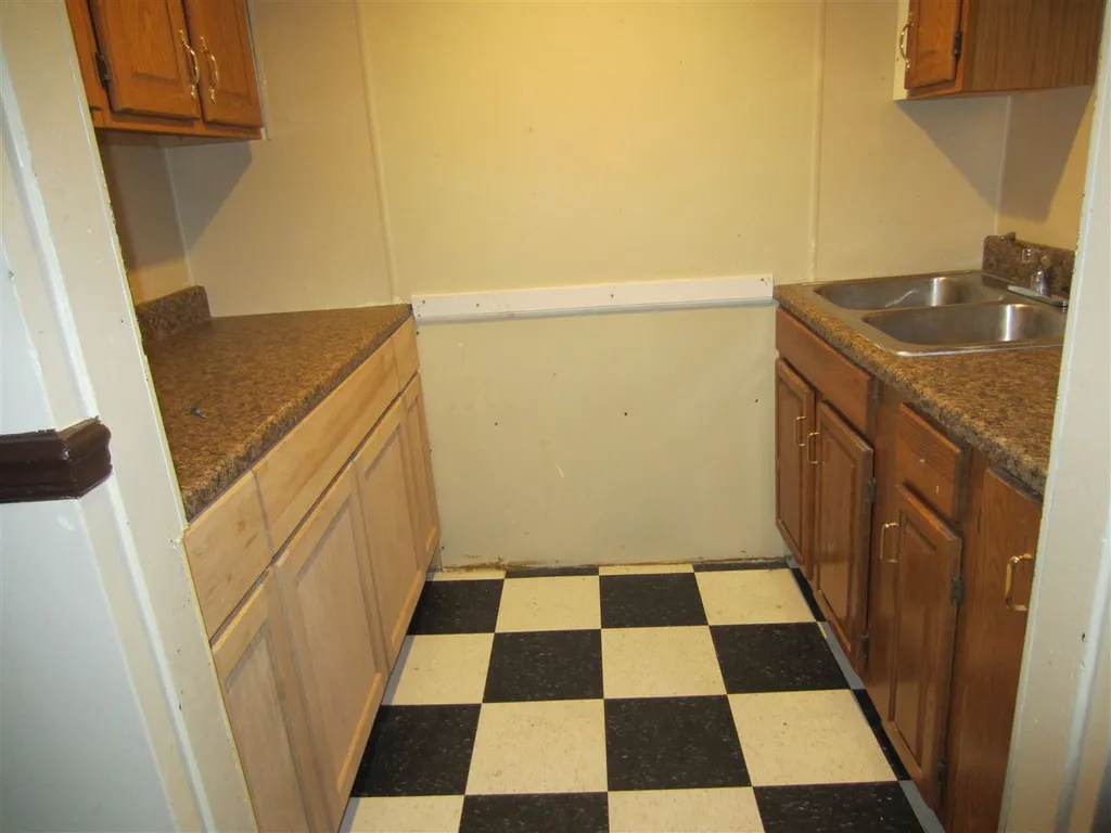 101 Putnam Street Manchester NH 03102