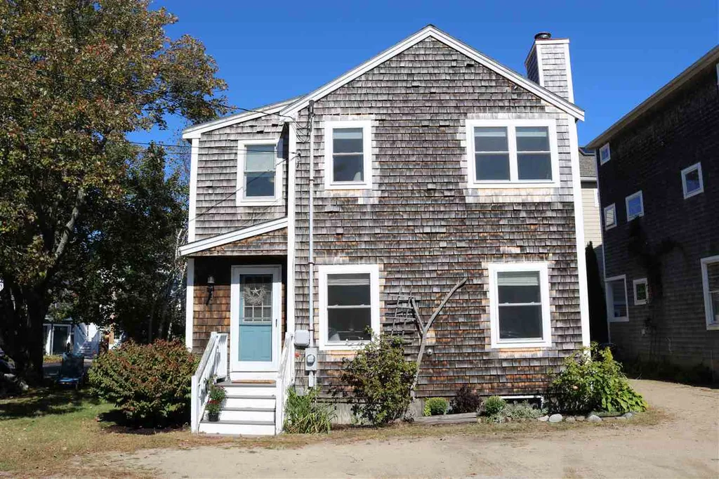 26 Ancient Highway Hampton NH 03842