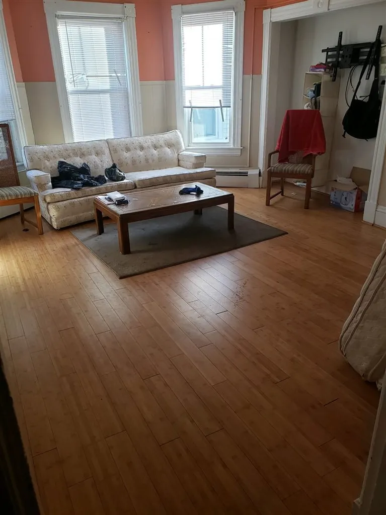 98 Ashland Street Manchester NH 03104