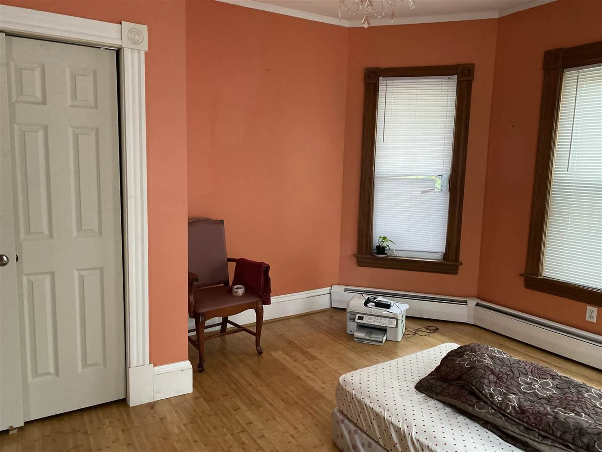 98 Ashland Street Manchester NH 03104