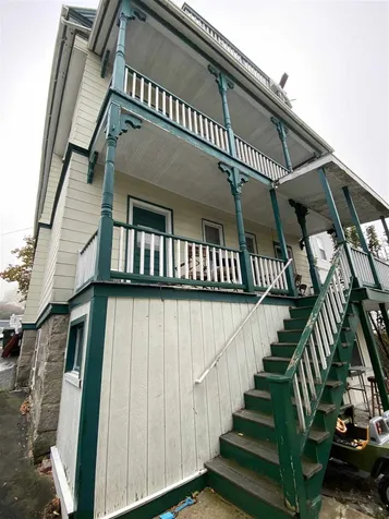 98 Ashland Street Manchester NH 03104