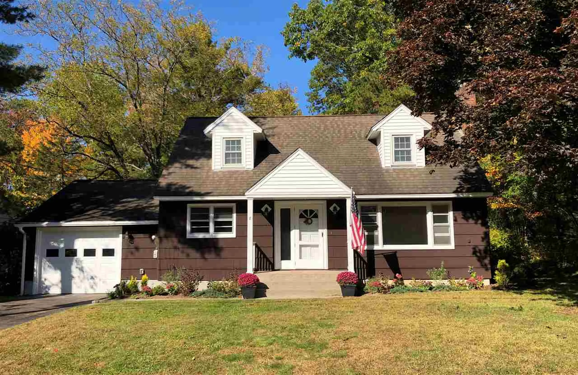 8 Warner Avenue Essex VT 05452