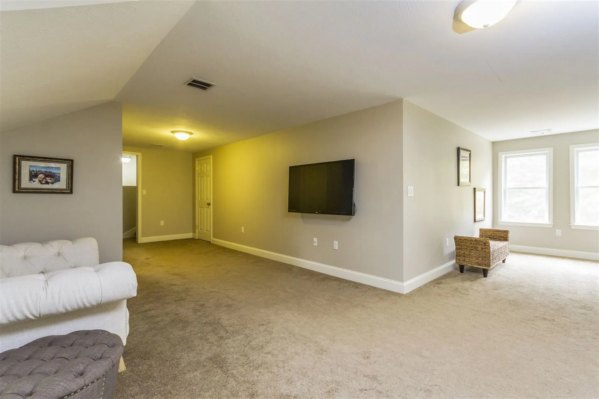 160 Mills Shore Drive Hampstead NH 03841