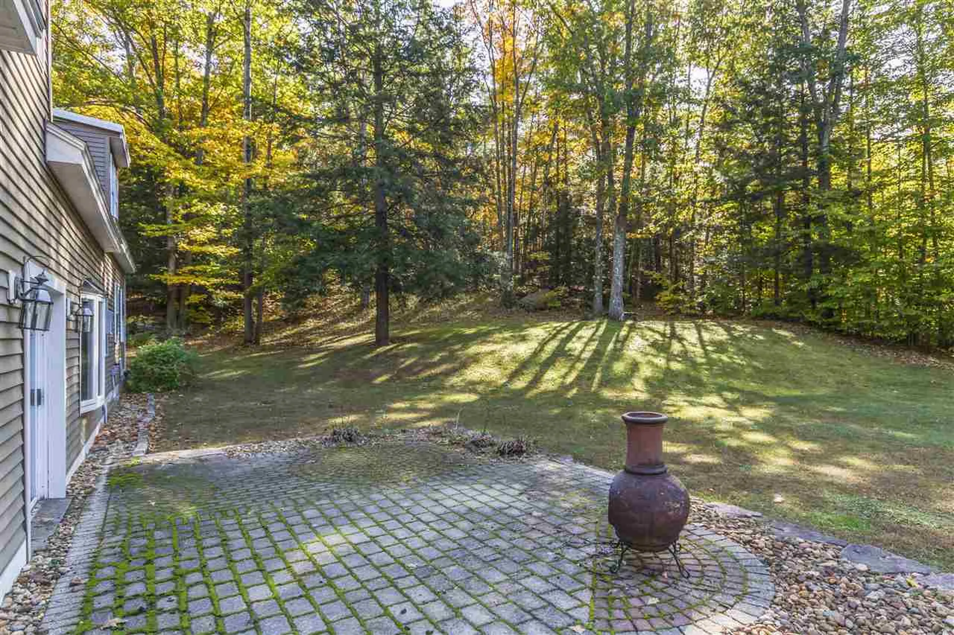 160 Mills Shore Drive Hampstead NH 03841