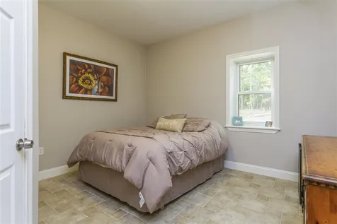 160 Mills Shore Drive Hampstead NH 03841
