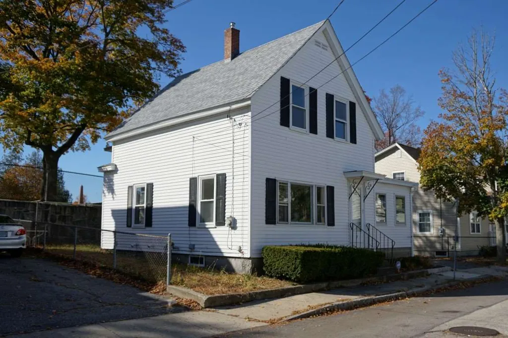 7 Badger Street Nashua NH 03060