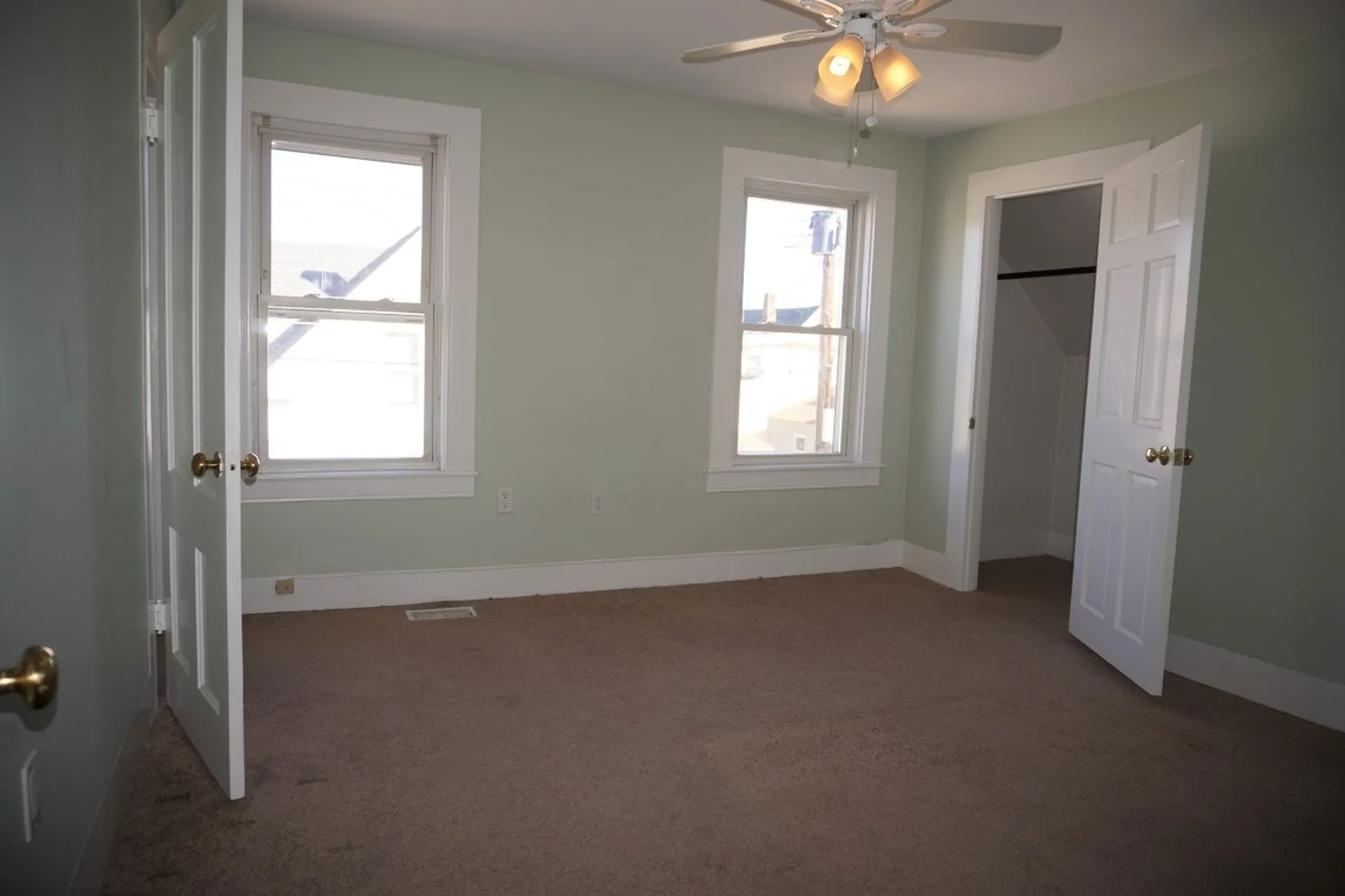 7 Badger Street Nashua NH 03060