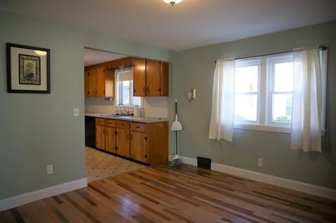 7 Badger Street Nashua NH 03060