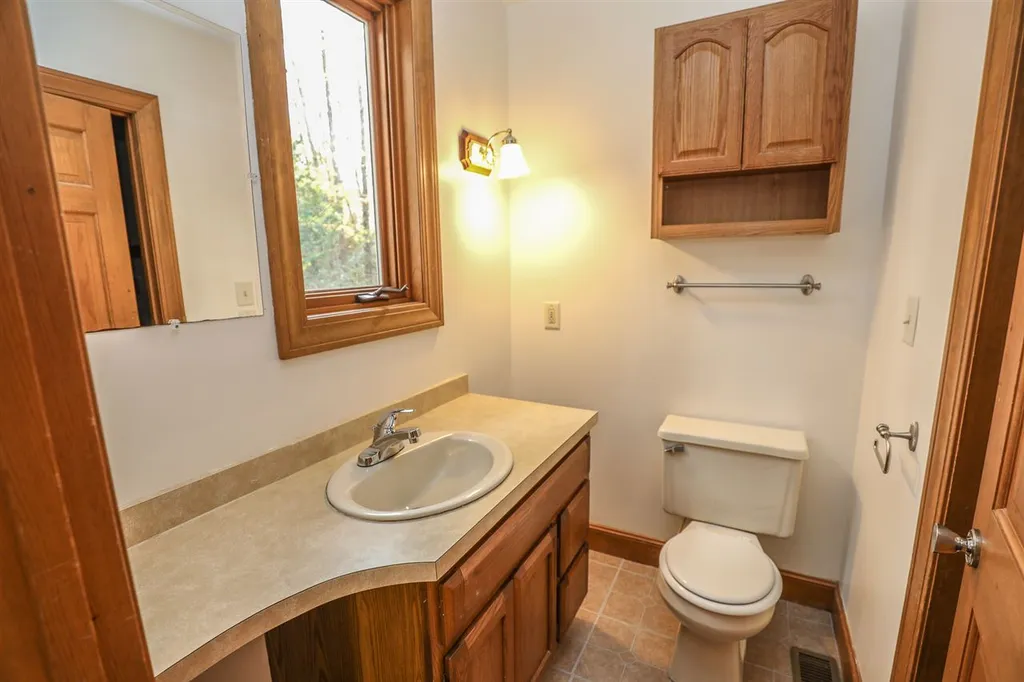 6 Heritage Circle Brookline NH 03033