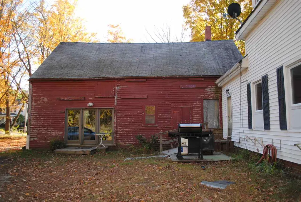 3 Stage Road Atkinson NH 03811