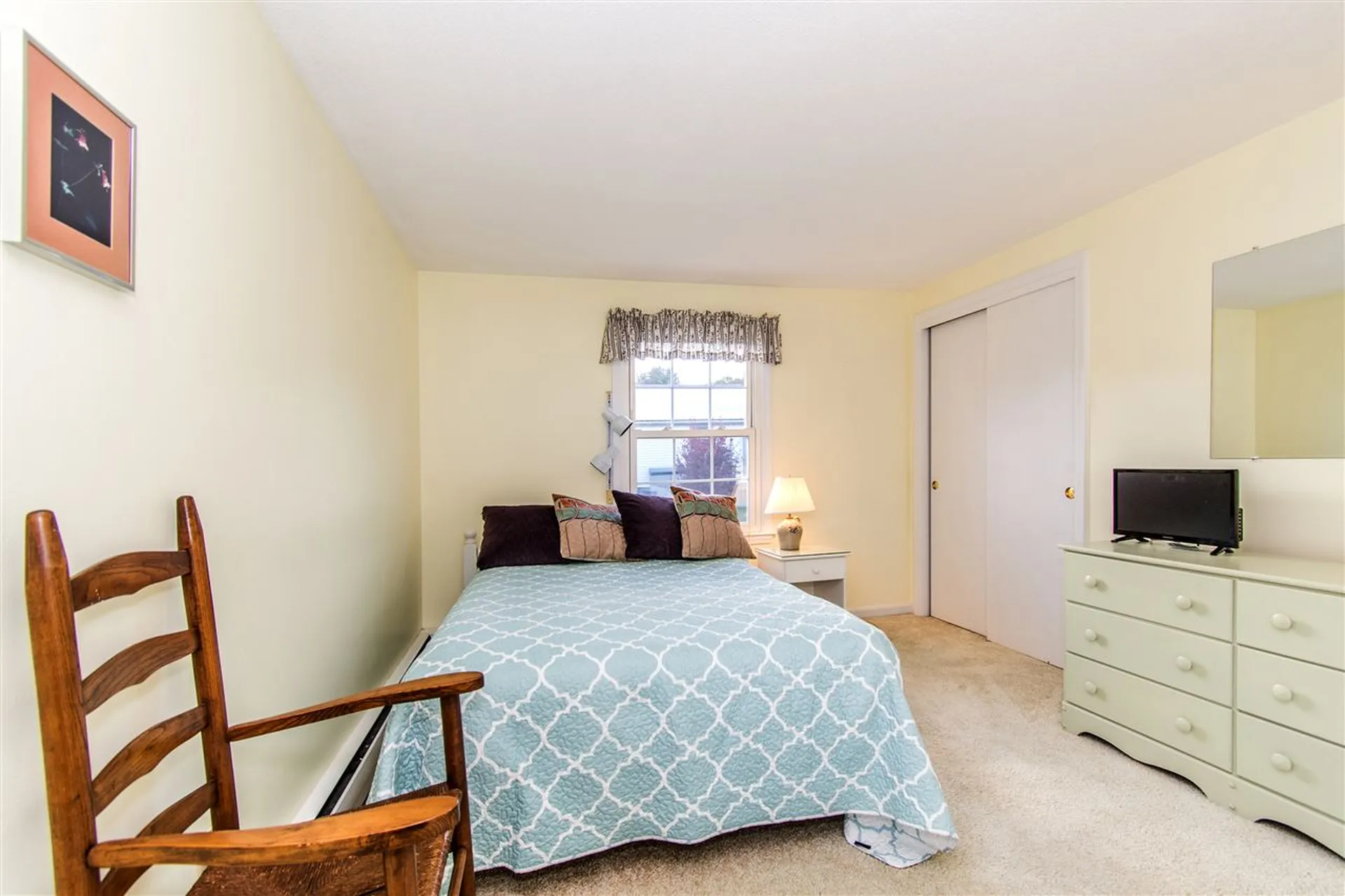 27 Stevens Road North Hampton NH 03862