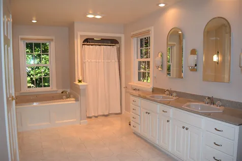 196 Sugarwood Lane Grantham NH 03753