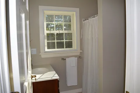 196 Sugarwood Lane Grantham NH 03753
